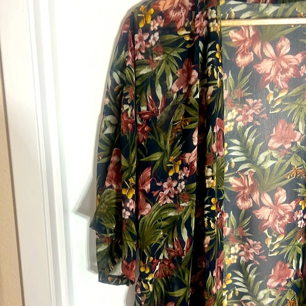 Tropical Floral Chiffon Tunic - Picture 4 of 8